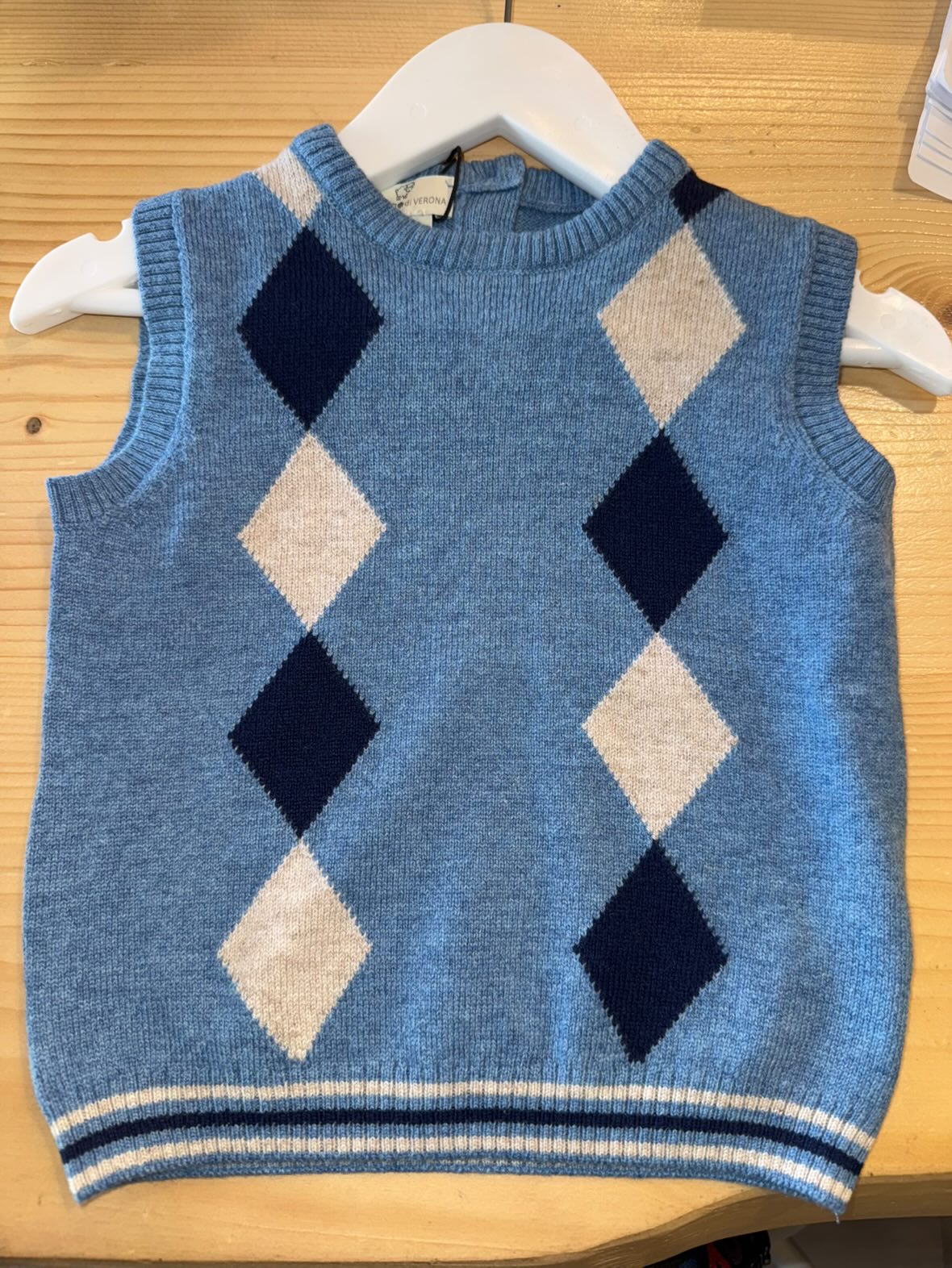 Gilet neonato rombi in pura lana merino ultrafine - Maglificio di Verona - immagine 2